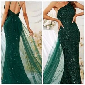 Stunning Emerald One Shoulder Evening Gown for Pageant or Prom (NWT)